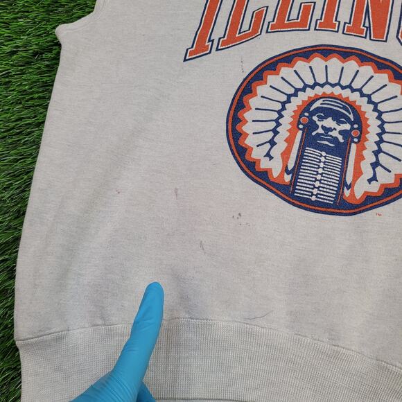 VTG Illinois Chief Sleeveless Cut Off Sweatshirt XL Boxy Cropped Fit - Picture 4 of 9